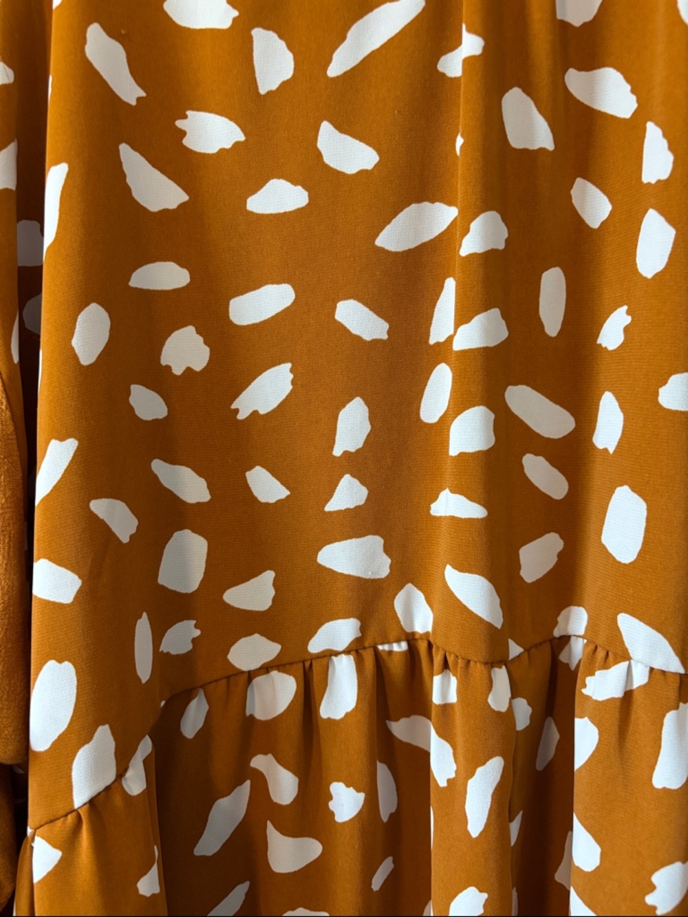 Umgee Rust-Orange Blouse with White Spot Pattern - Picture 4 of 4